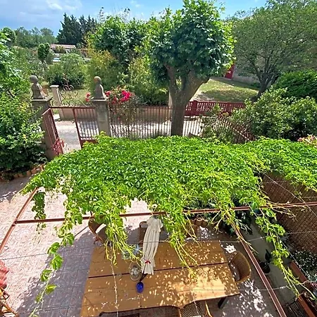 Le Relais D'affiac Bed & Breakfast 4*